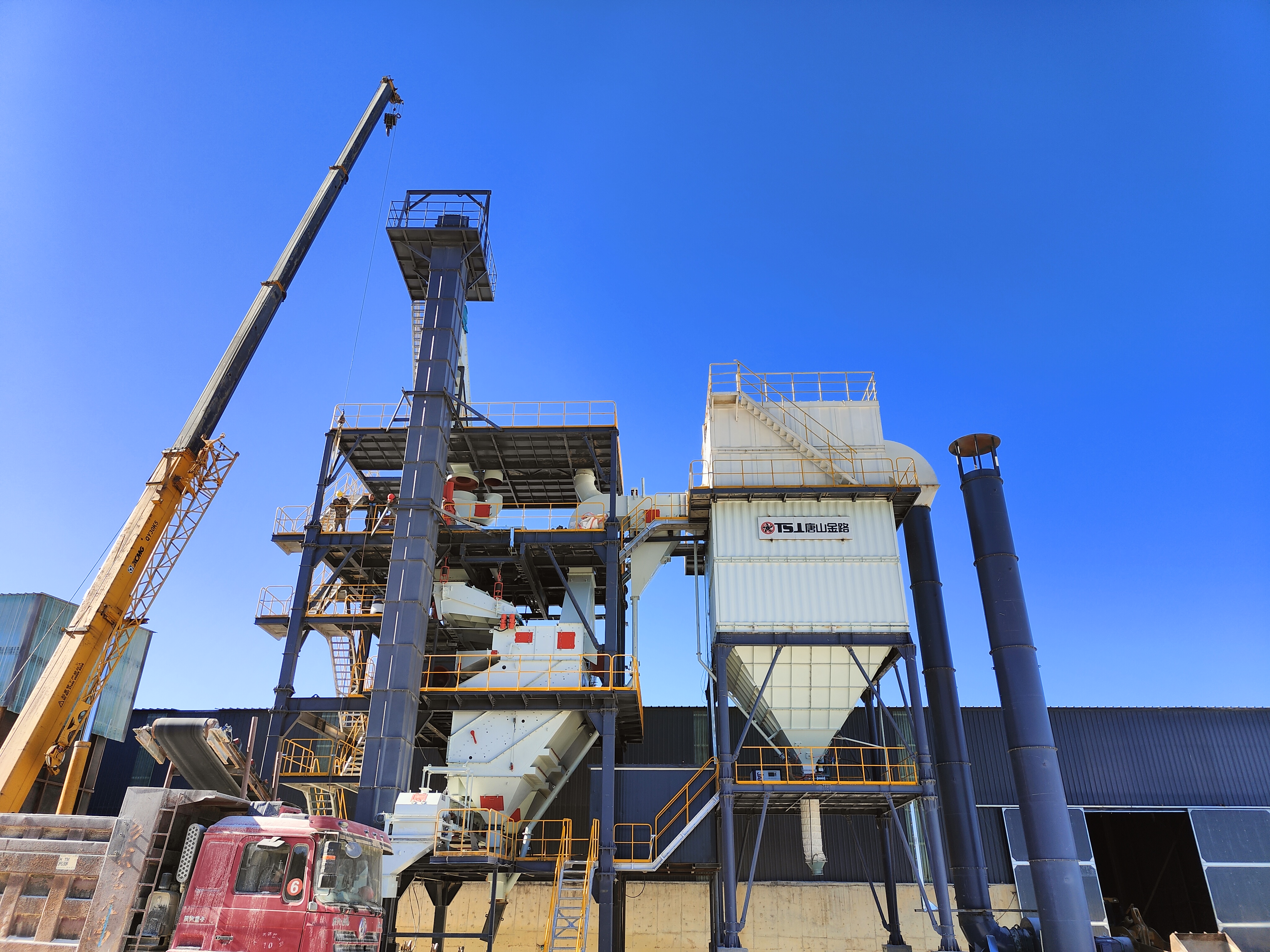 干法制砂樓：機制砂配比可調(diào)、含粉率可控，實現(xiàn)全年穩(wěn)定生產(chǎn)的核心利器